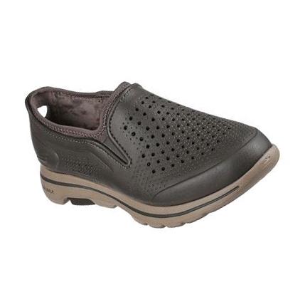 Férfi Skechers Foamies: GO WALK 5 Bélelt - Get Warm Slip Ons Barna | HU39074