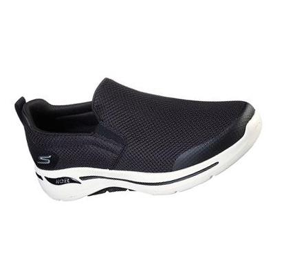Férfi Skechers GOwalk Arch Fit - Togpath Slip Ons Fekete | HU5682L