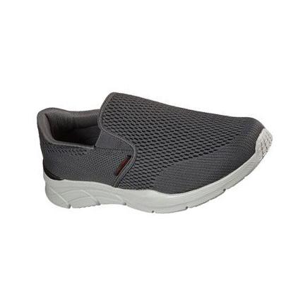 Férfi Skechers Relaxed Fit: Equalizer 4.0 - Triple-Play Gyalogló Cipő Szürke Piros | HU7575X