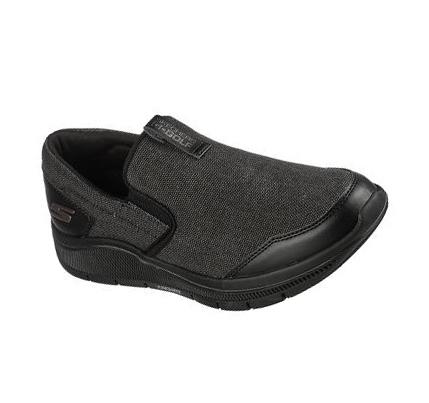 Férfi Skechers Relaxed Fit: GO GOLF Arch Fit Walk Golf Cipő Fekete | HUI1838