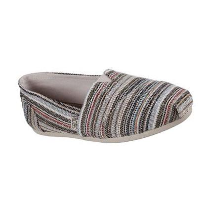 Női Skechers BOBS Plush - Roaring Waters Slip Ons Bézs Színes | HU5079X