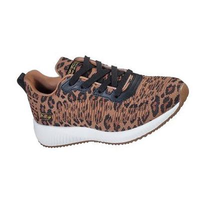 Női Skechers BOBS Sport Squad - Mighty Cat Tornacipő Leopárd | HU6644L