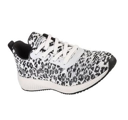Női Skechers BOBS Sport Squad - Mighty Cat Tornacipő Fehér Fekete | HU6647D