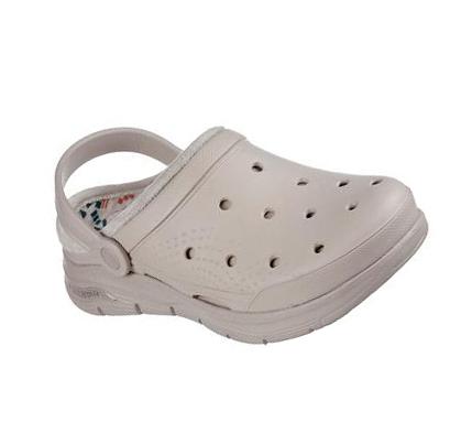 Női Skechers Foamies: Arch Fit Bélelt - Cozy Gal Papucs Barna | HU6526A