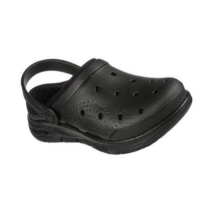 Női Skechers Foamies: Arch Fit Bélelt - Cuddle Life Papucs Fekete | HU6528K
