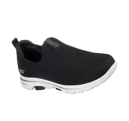 Női Skechers GOwalk 5 - Trendy Gyalogló Cipő Fekete Fehér | HUI3050