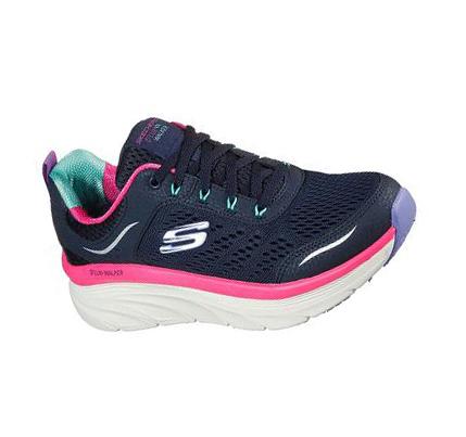 Női Skechers Relaxed Fit: D'Lux Walker - Infinite Motion Gyalogló Cipő Sötétkék Színes | HU6919P