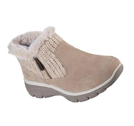 Női Skechers Relaxed Fit: Easy Going - Warmhearted Csizma Sötétbézs | HUI452B